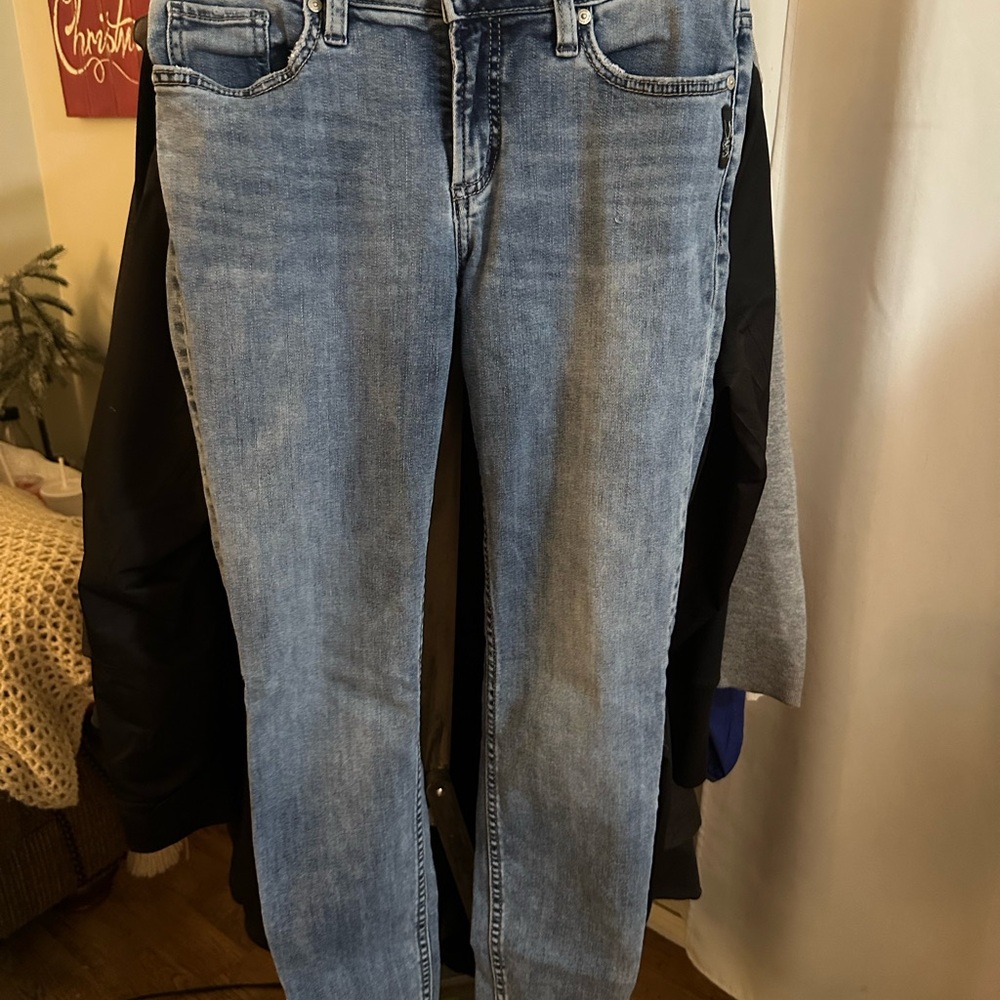 Silver Jeans Women's Light Blue Straight Leg Jeans